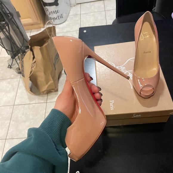 Christian Louboutin‘s have been worn one time - Picture 7 of 10
